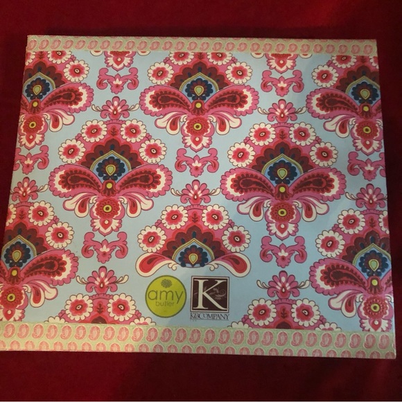 K & Company Floral Scrapbook - Picture 2 of 3